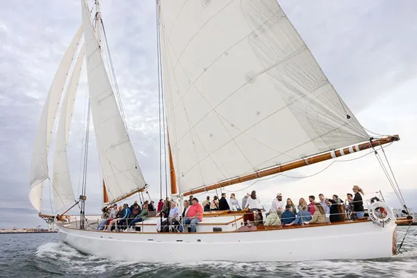 Adirondack Schooners | Classic Harbor Line